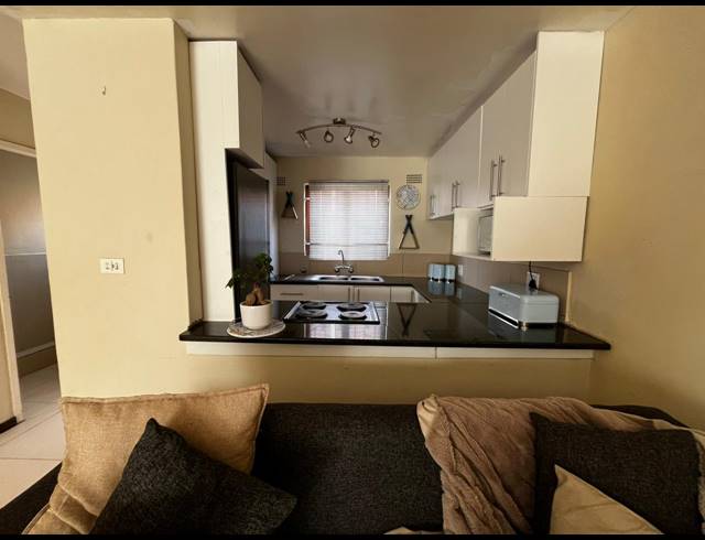 3 BEDROOM FLAT FOR SALE IN GLENWOOD